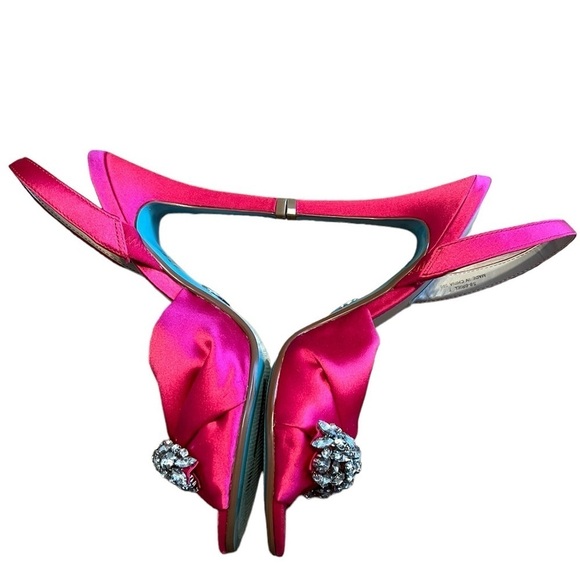 Betsey Johnson Briel pink satin and rhinestone bow peep toe sling back heels - Picture 4 of 10